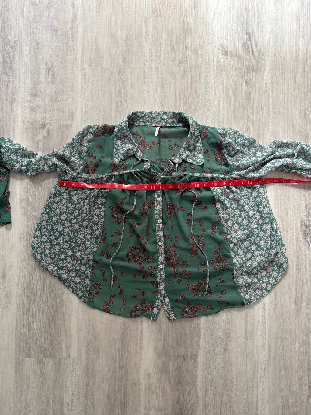 Free People Serena Emerald Green Sheer Floral Blouse Size Medium - Picture 10 of 11